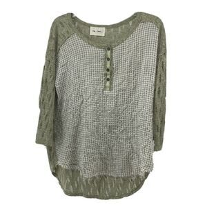 The Cove Lizard Thicket Distressed Frayed Top M
